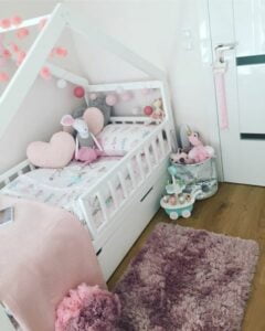 Kinderbetten im skandinavischen Stil