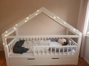 Kinderbetten im skandinavischen Stil