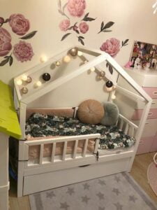 Kinderbetten im skandinavischen Stil