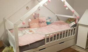 Kinderbetten im skandinavischen Stil