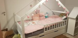 Kinderbetten im skandinavischen Stil