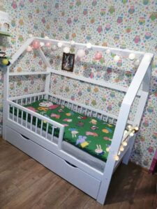 Kinderbetten im skandinavischen Stil