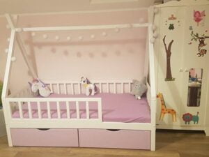 Kinderbetten im skandinavischen Stil