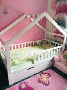 Kinderbetten im skandinavischen Stil