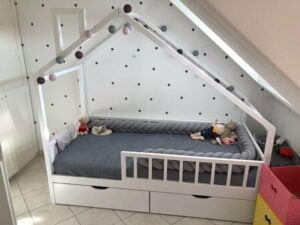 Kinderbetten im skandinavischen Stil
