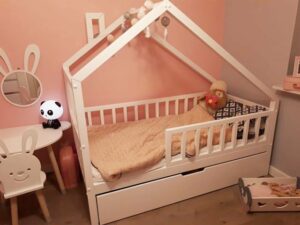 Kinderbetten im skandinavischen Stil
