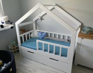 Kinderbetten im skandinavischen Stil