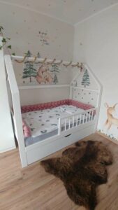 Kinderbetten im skandinavischen Stil