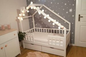 Kinderbetten im skandinavischen Stil