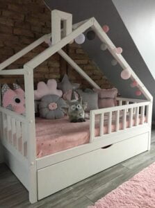 Kinderbetten im skandinavischen Stil