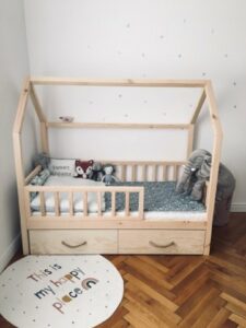 Kinderbetten im skandinavischen Stil