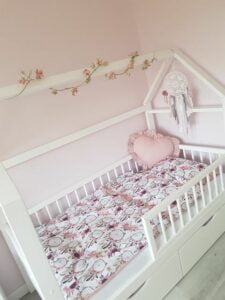 Kinderbetten im skandinavischen Stil