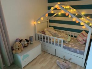 Kinderbetten im skandinavischen Stil