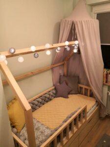 Kinderbetten im skandinavischen Stil