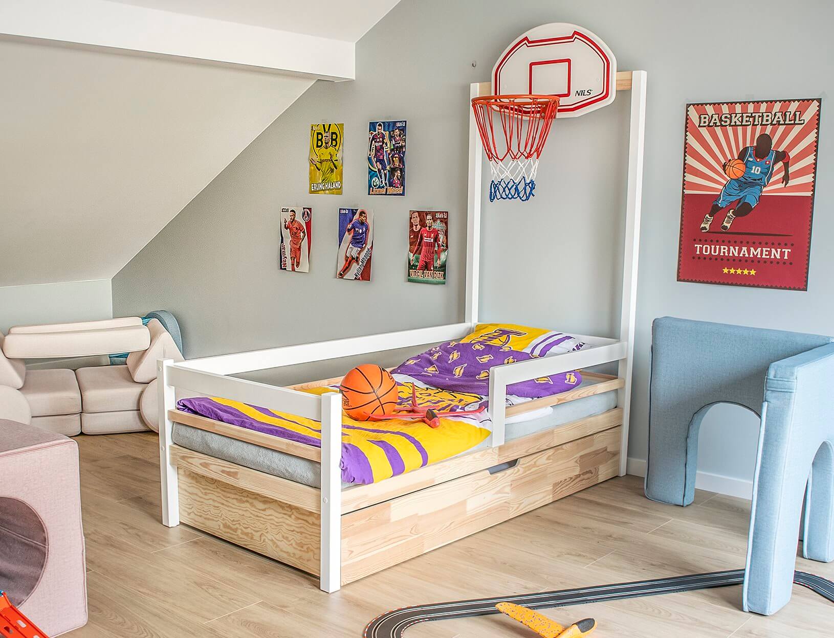 Łóżko koszykarskie z szufladą - obrazek 2